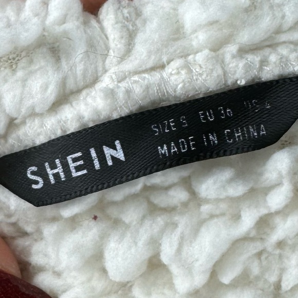 Fuzzy Cozy Blanket Hoodie - Picture 7 of 7